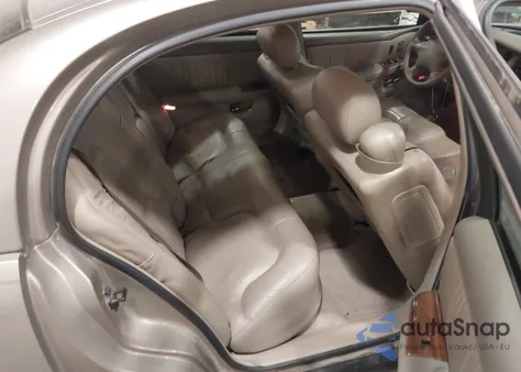 2002 Buick Park Avenue from USA, damaged, VIN 1G4CW54K924109844